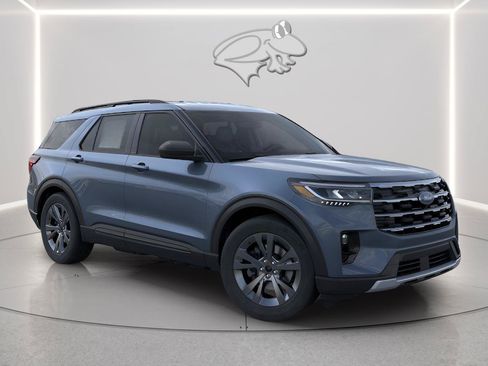 New 2026 Ford Explorer Active w/ Active Comfort Package AWD/4WD image 4