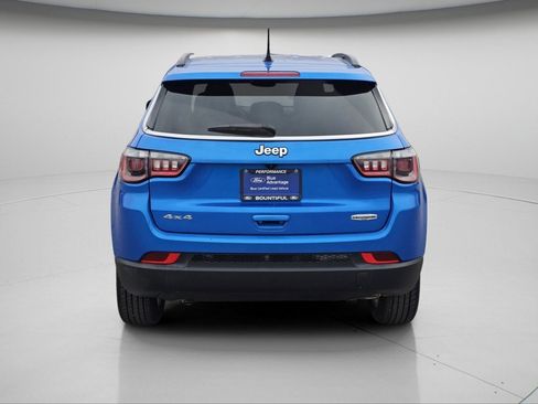 Used 2023 Jeep Compass Latitude image 8