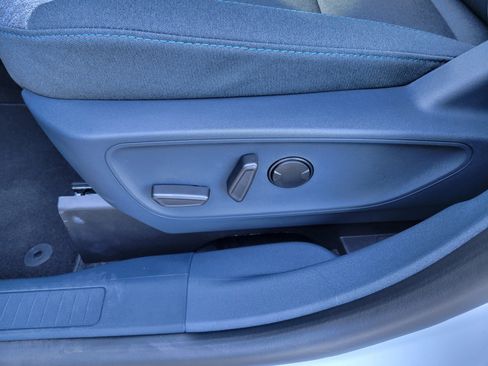 New 2026 Ford Maverick XLT w/ Equipment Group 301A image 9