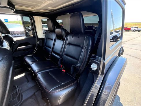 Used 2023 Jeep Wrangler Unlimited Rubicon AWD/4WD image 27