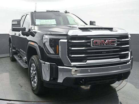 New 2026 GMC Sierra 2500 SLE w/ SLE Value Package; AWD/4WD image 8