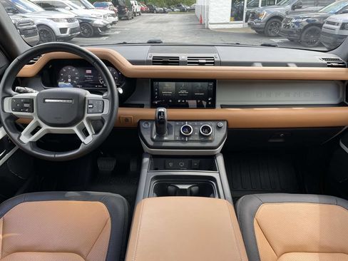Used 2023 Land Rover Defender 110 X-Dynamic SE AWD/4WD image 21