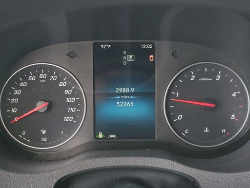 Used 2024 Mercedes-Benz Sprinter 2500 image 19