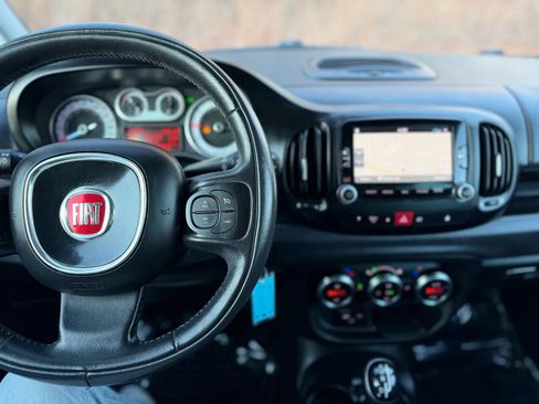 Used 2014 FIAT 500L Lounge image 22