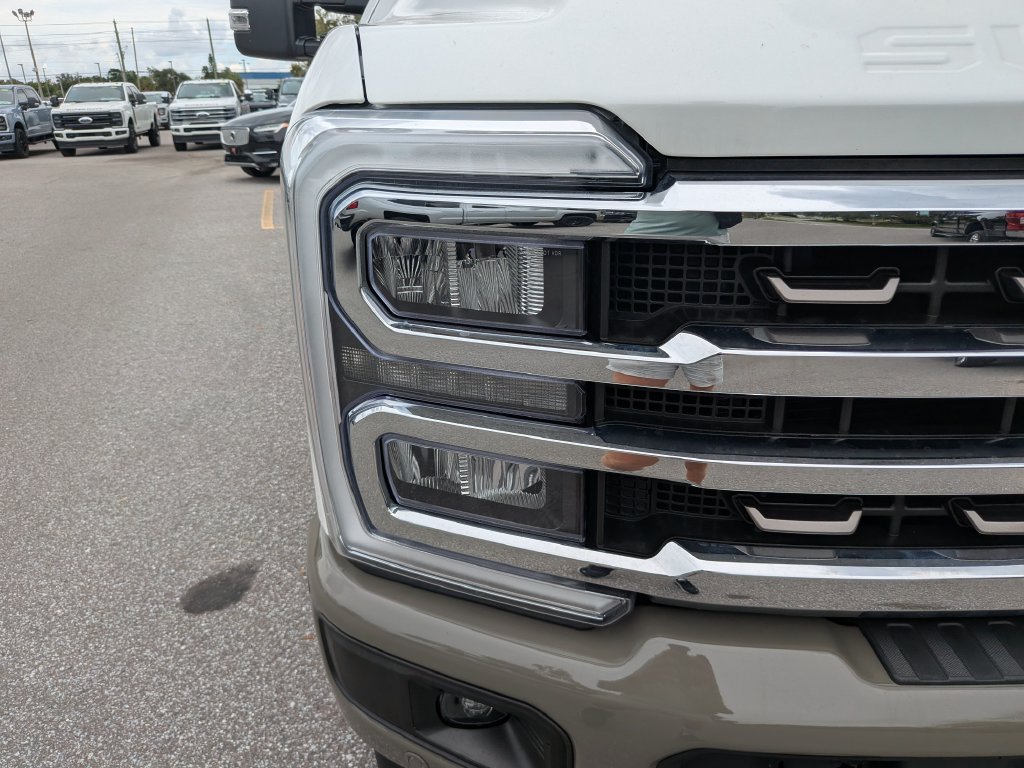 Used 2026 Ford F350 King Ranch AWD/4WD image 11