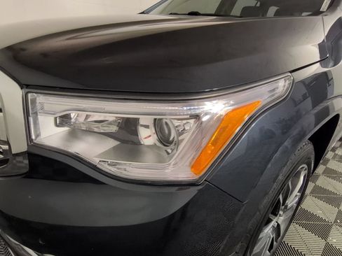 Used 2019 GMC Acadia Denali w/ Technology Package AWD/4WD image 10