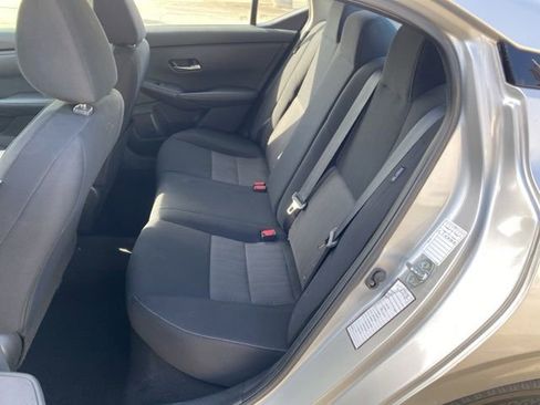 Used 2023 Nissan Sentra SV FWD image 18