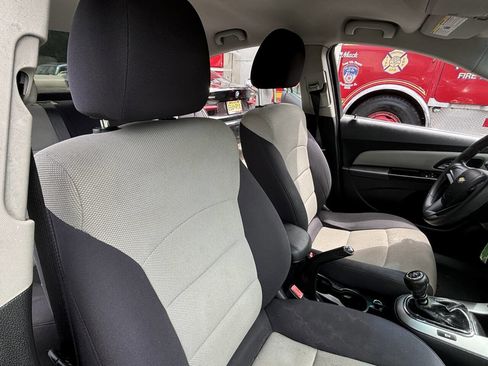 Used 2012 Chevrolet Cruze LS w/ Connectivity Package image 16