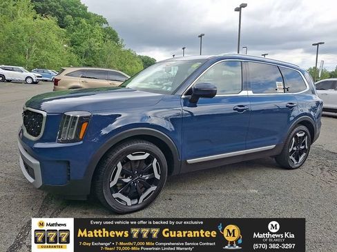 Used 2024 Kia Telluride EX AWD/4WD image 1