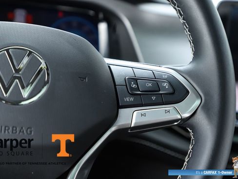 Used 2025 Volkswagen Atlas Cross Sport SE w/ Panoramic Sunroof Package image 61