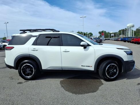 Certified 2023 Nissan Pathfinder Rock Creek AWD/4WD image 2