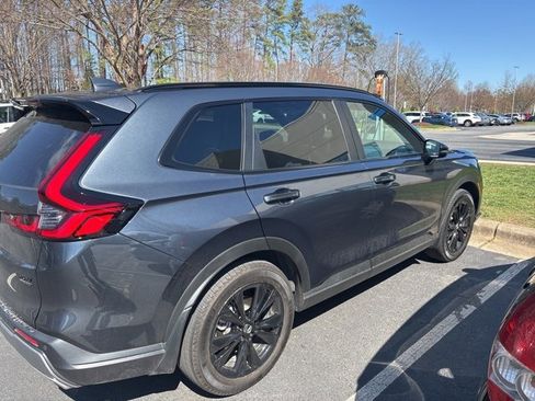 Certified 2026 Honda CR-V Sport Touring image 10