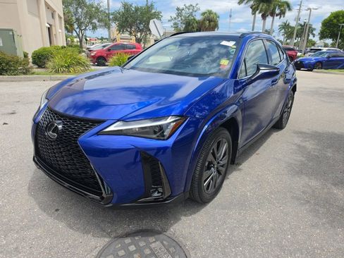 Used 2025 Lexus UX 300h FWD w/ Accessory Package (Z2) image 3