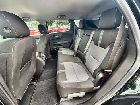 Used 2023 Chevrolet Blazer LT w/ Convenience Package FWD image 24