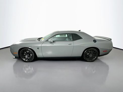 Used 2023 Dodge Challenger SRT Hellcat RWD image 4