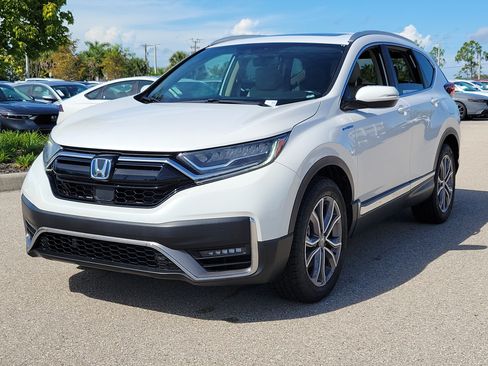 Used 2022 Honda CR-V Touring image 3
