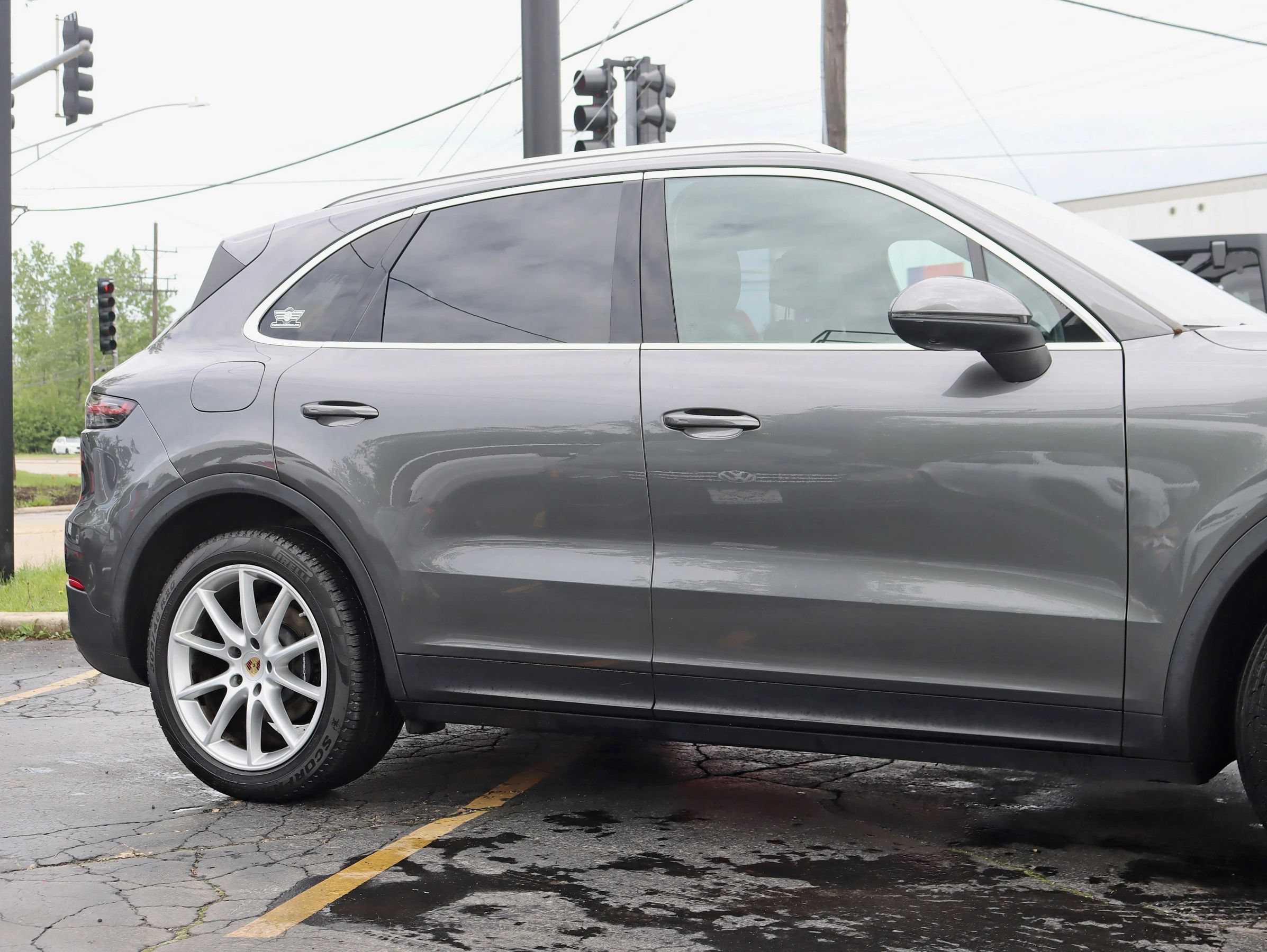 Used 2019 Porsche Cayenne AWD/4WD image 4