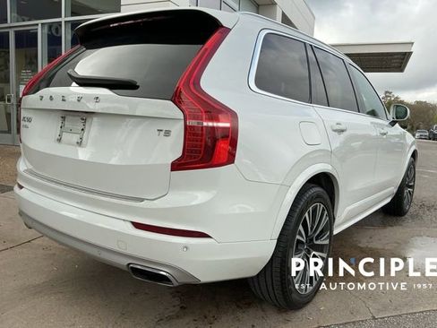 Used 2020 Volvo XC90 T5 Momentum w/ Protection Package Premier FWD image 8