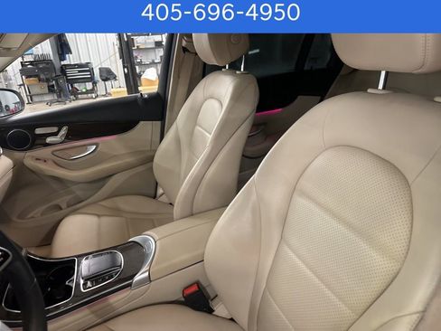 Used 2022 Mercedes-Benz GLC 300 image 15