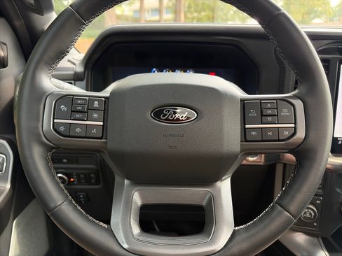 Used 2025 Ford F150 Lariat w/ Equipment Group 502A High AWD/4WD image 32