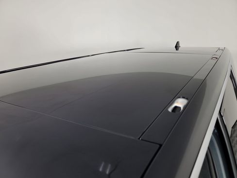 Used 2024 Rivian R1S Adventure image 13