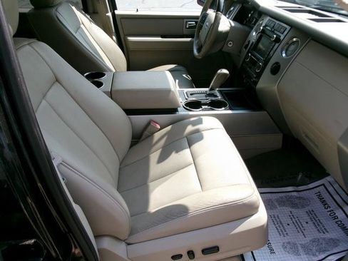 Used 2014 Ford Expedition EL Limited w/ Equipment Group 301A AWD/4WD image 17