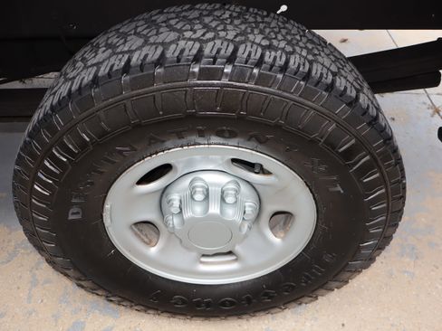 Used 2007 Chevrolet Silverado 2500 W/T w/ Heavy-Duty Power Package image 13