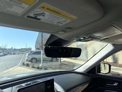 Used 2022 Acura MDX SH-AWD w/ Advance Package image 27