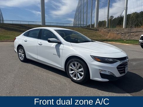 Used 2024 Chevrolet Malibu LT image 3