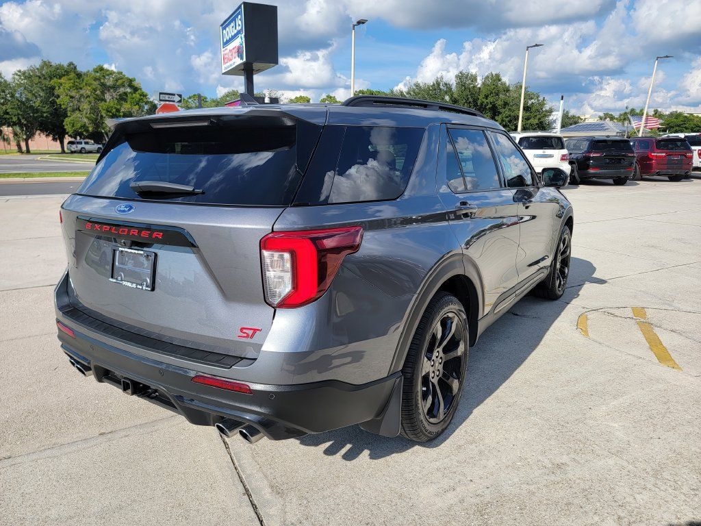 Used 2024 Ford Explorer ST w/ Equipment Group 401A AWD/4WD image 5