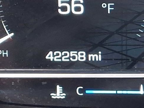 Used 2022 GMC Yukon AT4 image 23