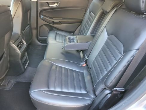 Used 2024 Ford Edge SEL AWD/4WD image 16