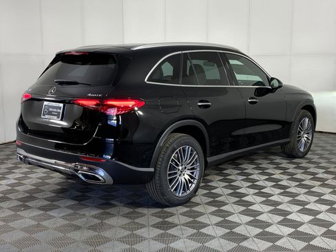 Used 2026 Mercedes-Benz GLC 300 4MATIC image 8