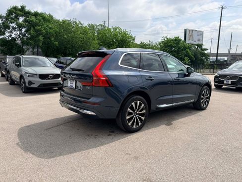 Certified 2023 Volvo XC60 B5 Plus w/ Climate Package AWD/4WD image 6