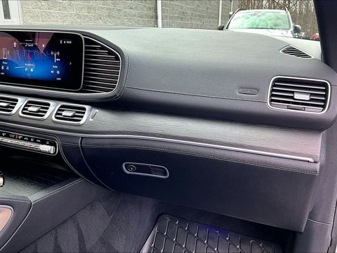 Certified 2024 Mercedes-Benz GLE 53 AMG 4MATIC Coupe image 16