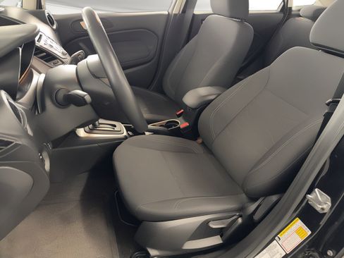 Used 2015 Ford Fiesta SE FWD image 5