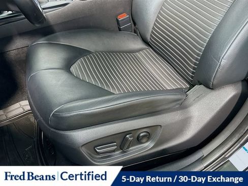 Used 2020 Toyota Camry SE AWD/4WD image 11