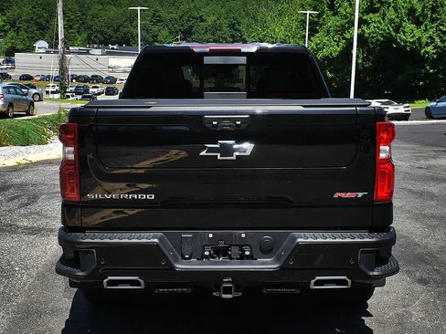 Used 2025 Chevrolet Silverado 1500 RST AWD/4WD image 7
