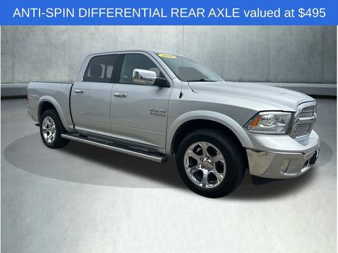 Used 2018 RAM 1500 Laramie w/ Convenience Group AWD/4WD image 9
