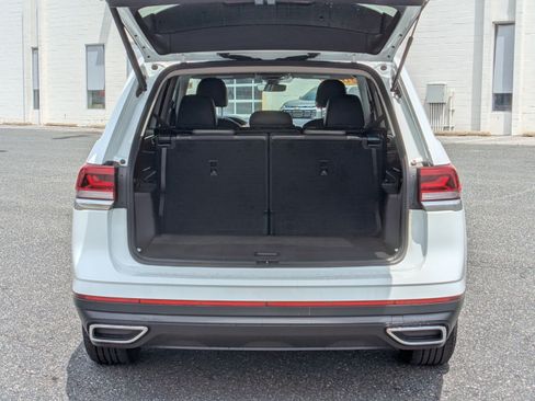 Used 2024 Volkswagen Atlas SE AWD/4WD image 8