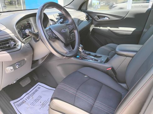 Used 2022 Chevrolet Equinox RS FWD image 19