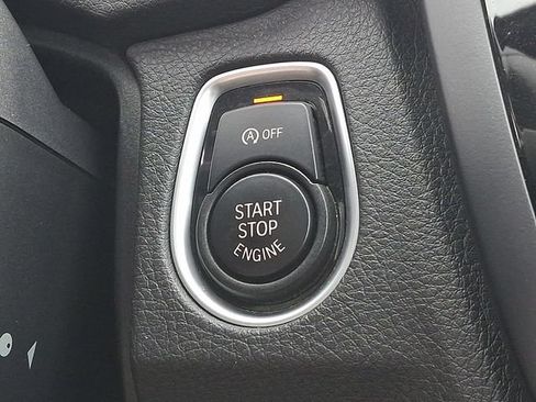 Used 2017 BMW M4 Convertible RWD image 25