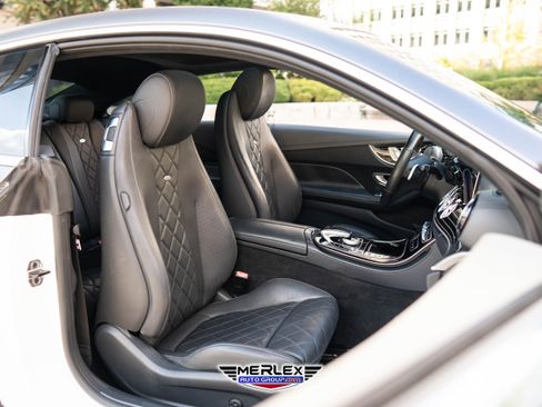 Used 2018 Mercedes-Benz E 400 4MATIC Coupe w/ Premium 3 Package image 16