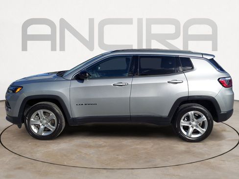 Certified 2023 Jeep Compass Latitude w/ Convenience Group AWD/4WD image 7