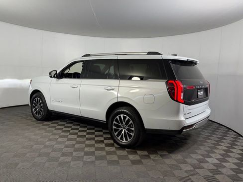 Used 2025 Ford Expedition Platinum AWD/4WD image 8