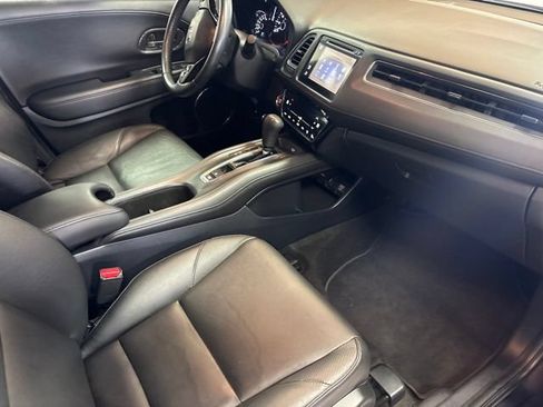 Used 2017 Honda HR-V EX-L image 12