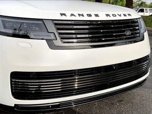 New 2026 Land Rover Range Rover SV AWD/4WD image 34
