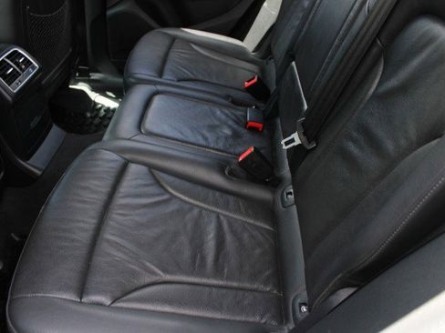 Used 2014 Audi Q5 2.0T Premium w/ Lighting Package AWD/4WD image 17