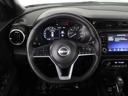 Certified 2024 Nissan Kicks SR FWD image 21