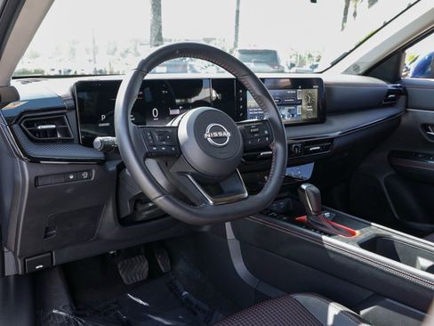 Used 2025 Nissan Kicks SR FWD image 15
